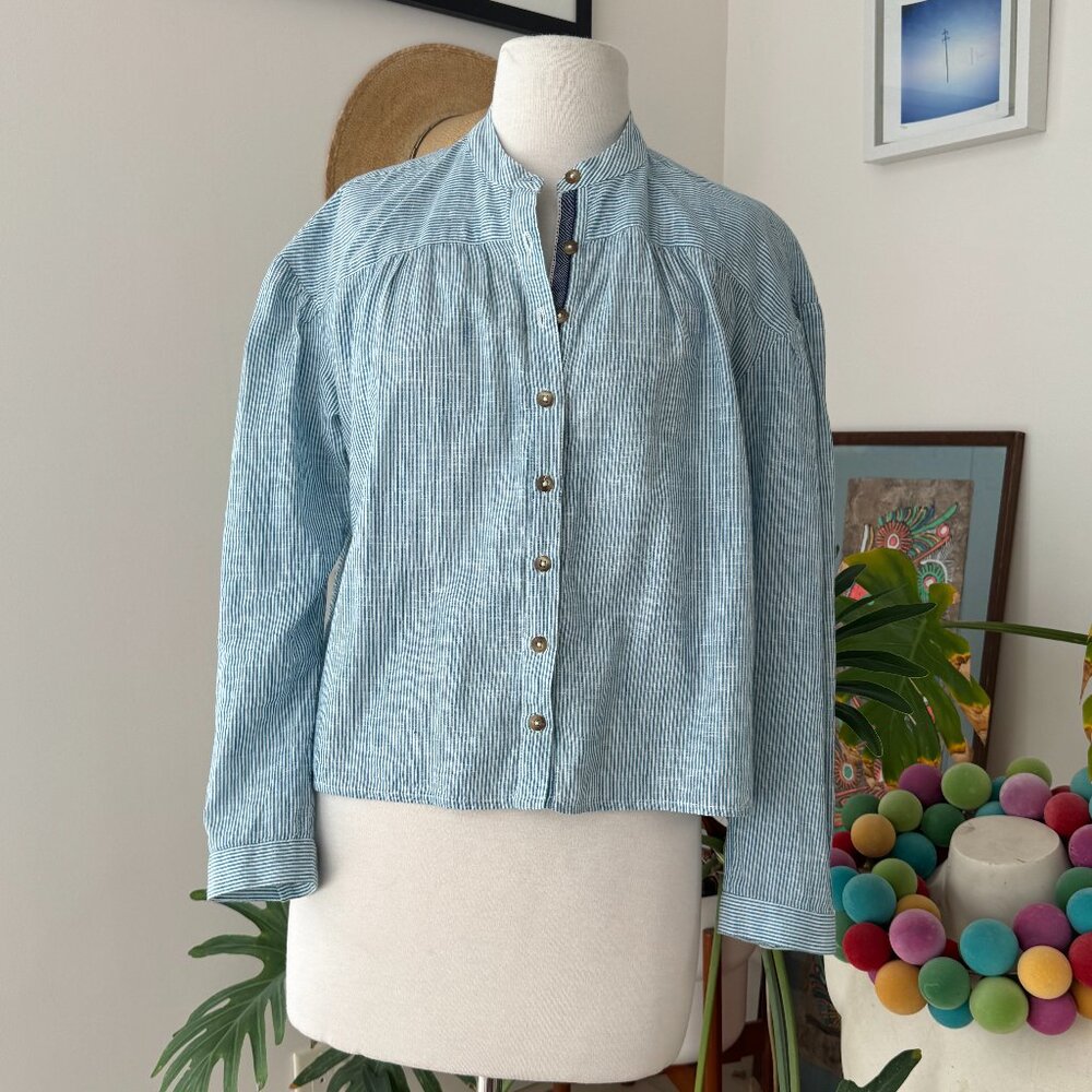 Pilcro Blue White Stripe Cropped Button Front Cotton Shirt Anthropologie XS